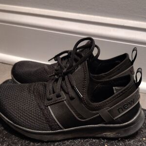 New Balance Women's Black Running Shoes